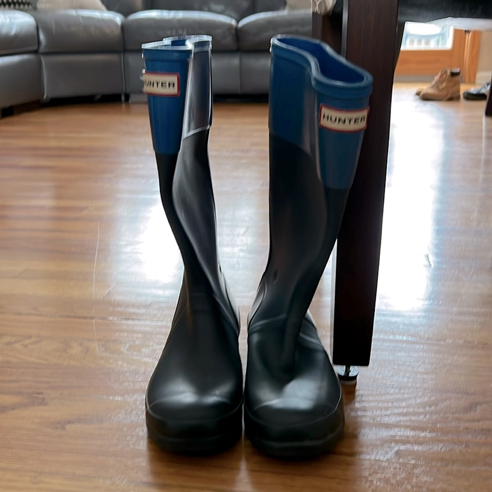 HUNTER navy boots 37/ women’s  6